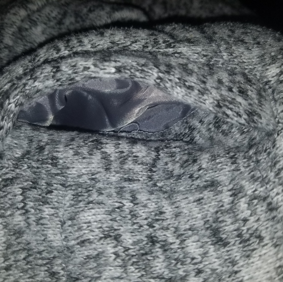 Heavy winter jacket - Picture 3 of 5